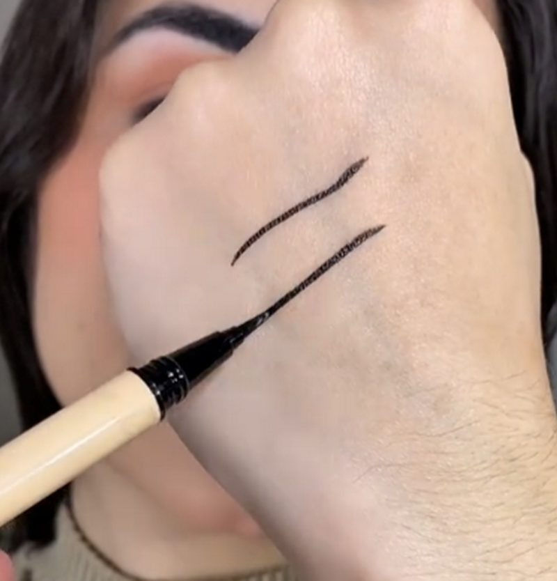 Caneta Delineadora Preta Ruby Rose Glass Acabamento Fosco Cor Preto